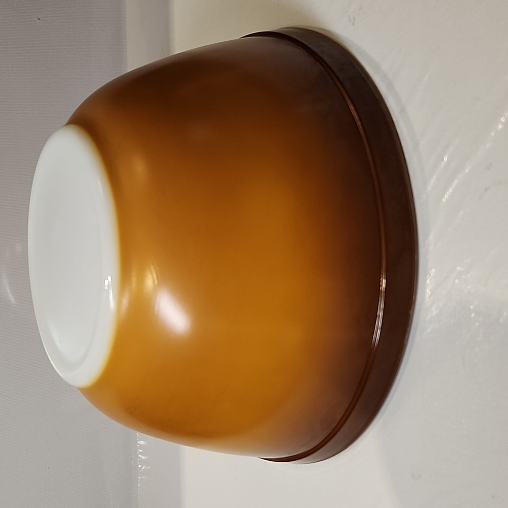 (#3)Vintage Pyrex 1971s brown mixing nesting bowl 402-1.5l